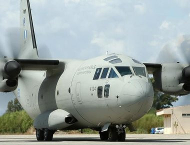 Μεταφορά μοσχευμάτων με αεροσκάφος C-27 της Πολεμικής Αεροπορίας